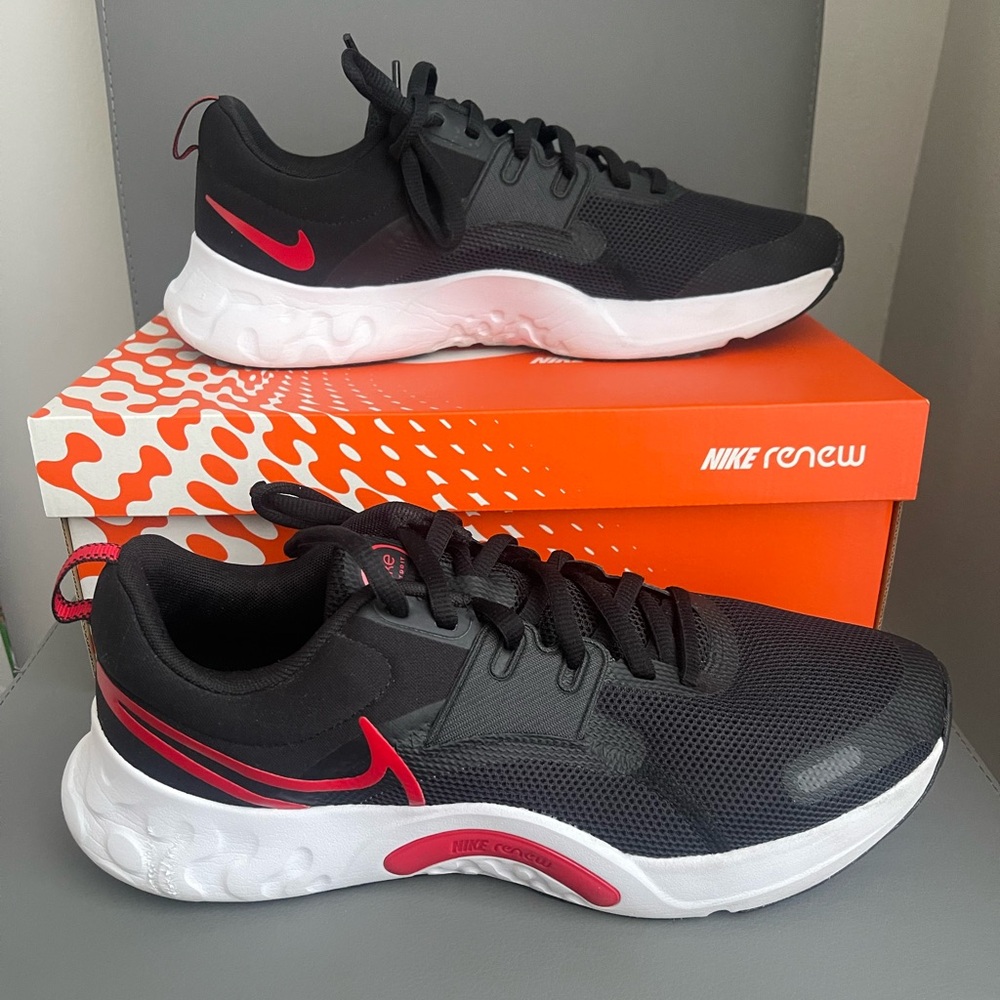 Nike Men’s Renew Retaliation Black/Red/White Size 12